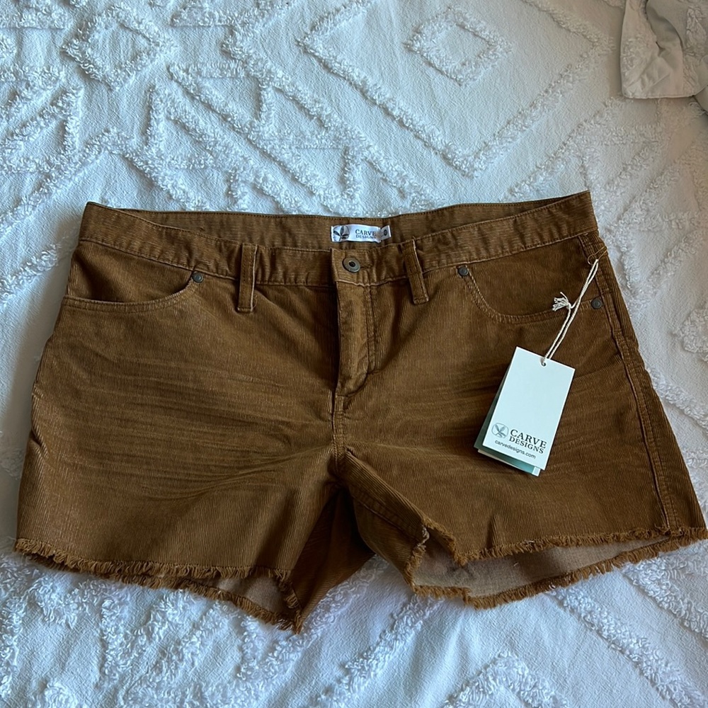 Carve Designs Oahu short- size 12